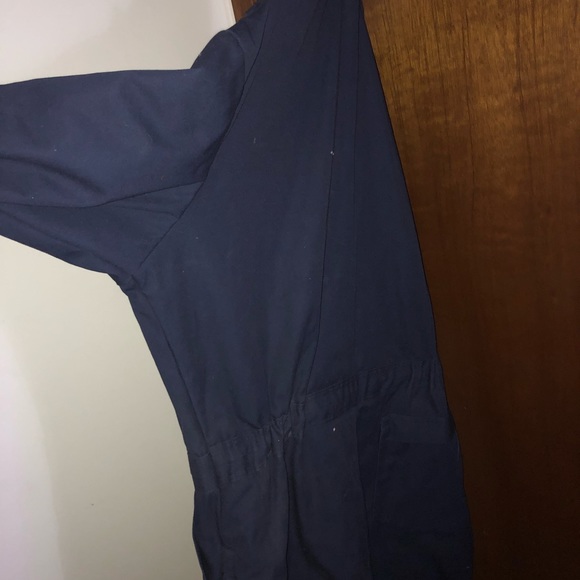 Never worn,covers full body,pockets & sippers for limbs, use of ur a farm boy - Picture 6 of 6